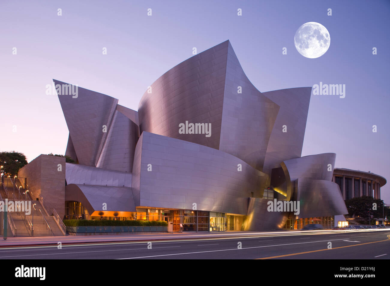 WALT DISNEY CONCERT HALL (©Frank Gehry 2003) il centro cittadino di Los Angeles California USA Foto Stock