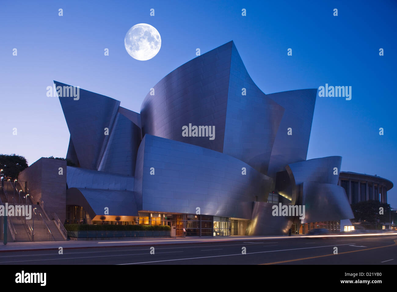 WALT DISNEY CONCERT HALL (©Frank Gehry 2003) il centro cittadino di Los Angeles California USA Foto Stock