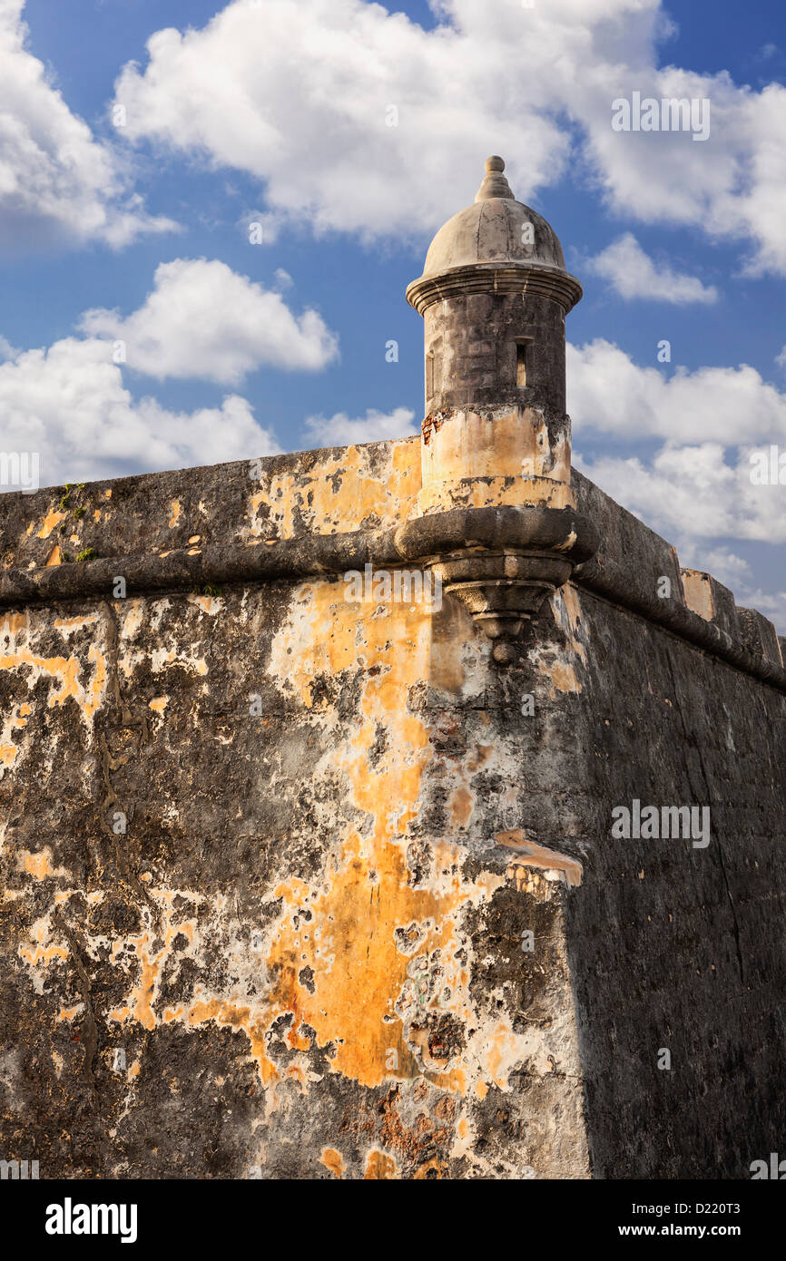 Torre di guardia a Fort Castillo San Felipe del Morro, San Juan National Historic Site, un parco nazionale nella vecchia San Juan, Puerto Rico Foto Stock