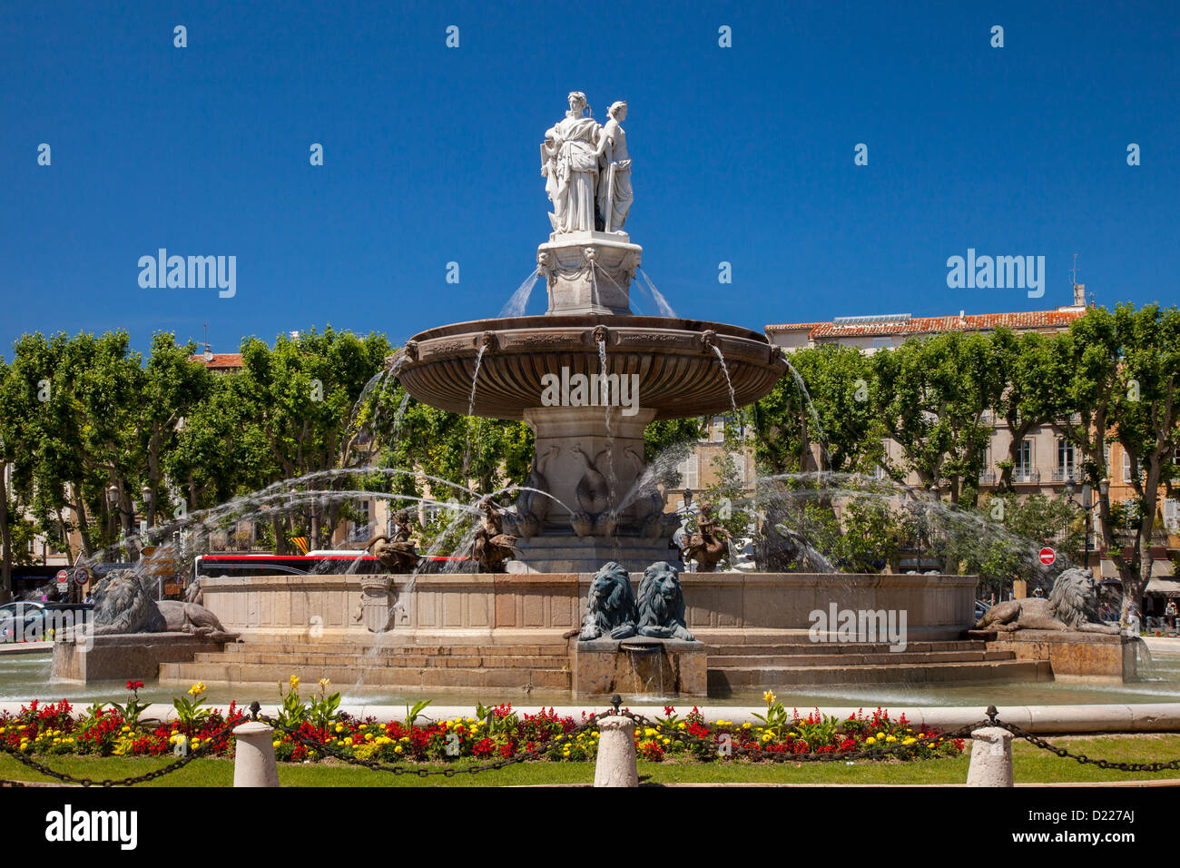 Gli ornati Rotonde Fontana in Aix-en-Provence, Francia Foto Stock