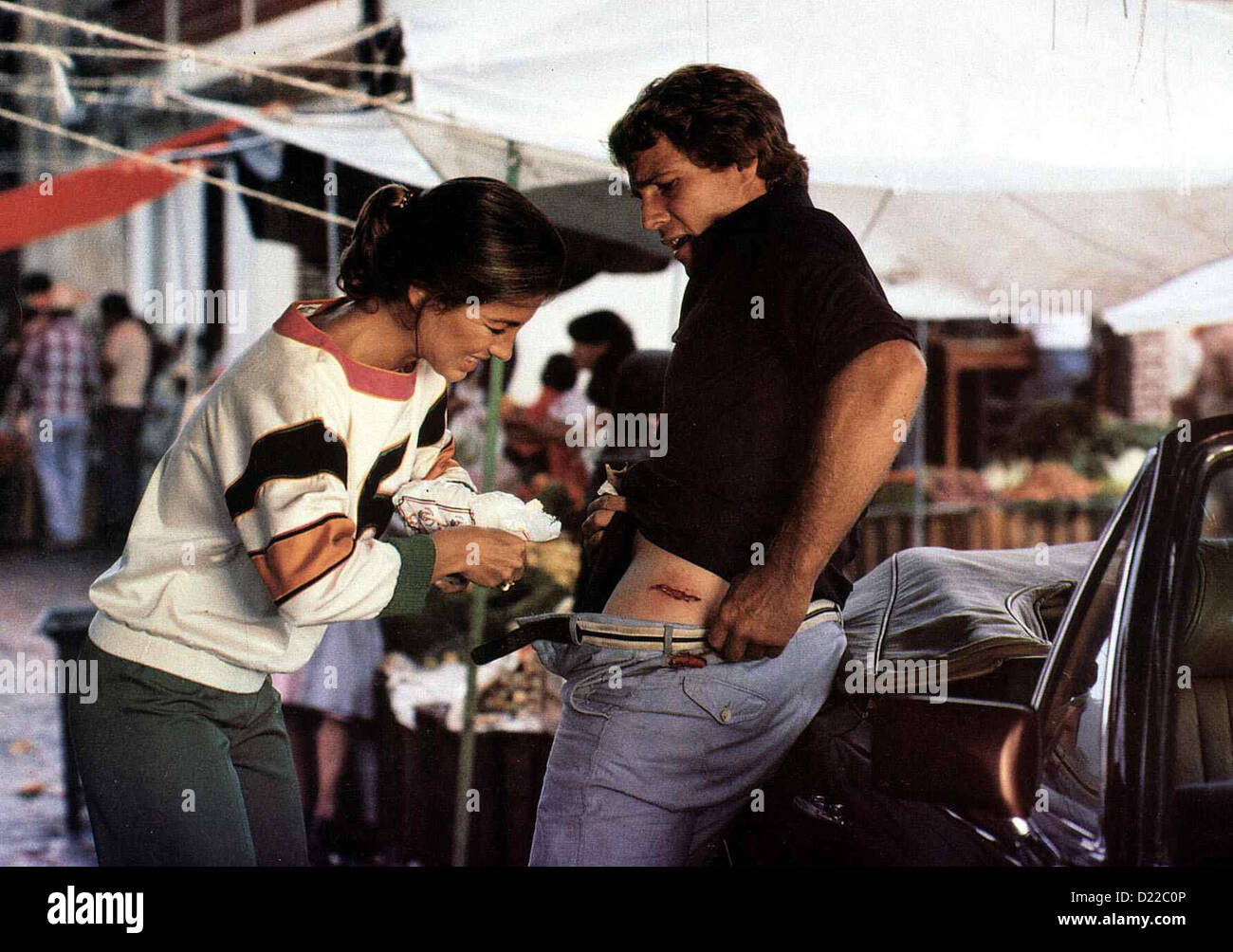 Das Condor-Komplott Verde Ice Anne Archer, Ryan O'Neal Der Elektronik-Ingenieur Wiley (Ryan O'Neal) trifft die Amerikanerin Foto Stock