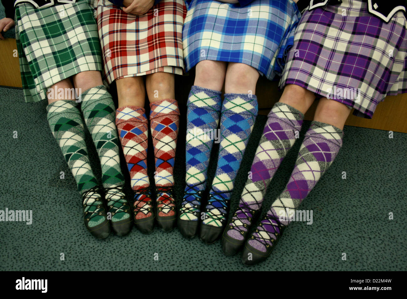 Highland danzatori vestiti Regno Unito 2013 Foto Stock