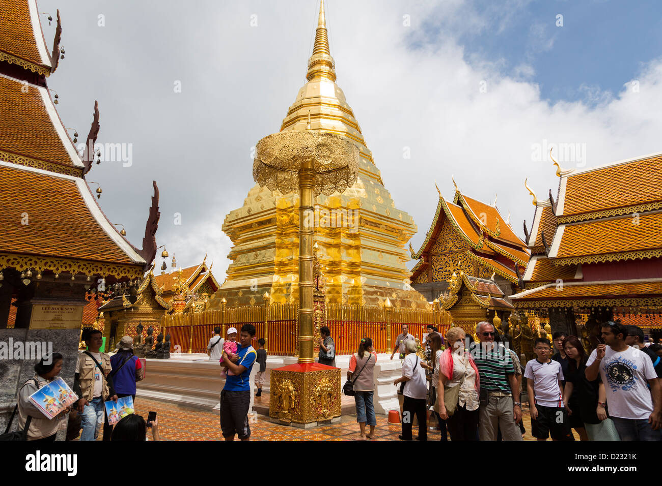 Wat Phrathat Doi Suthep nei pressi di Chiang Mai, nel nord della Thailandia Foto Stock