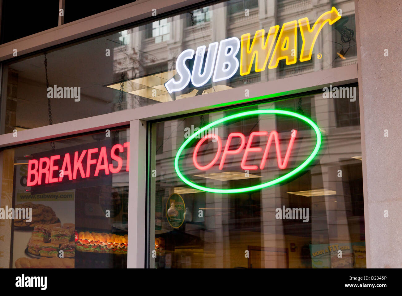 Subway restaurant open firmare Foto Stock