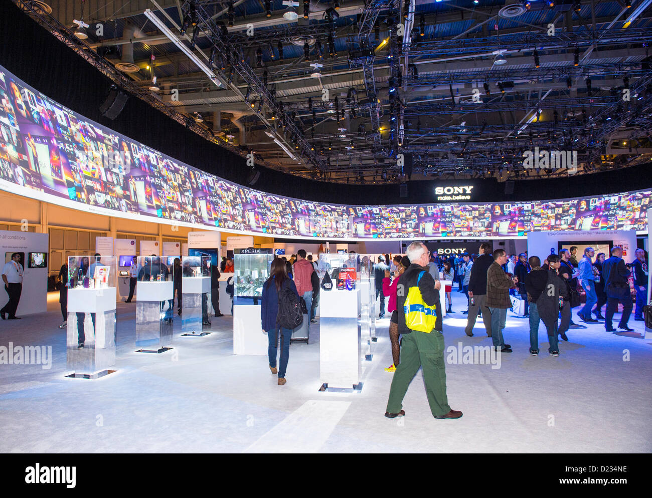 Lo stand Sony al CES show tenutosi a Las Vegas il 11 gennaio 2013 , il CES è il leader mondiale nel settore del consumatore-electronics Show e le aziende provenienti da tutto il mondo arrivano a mostrare i loro prodotti e le tecnologie più recenti. Foto Stock