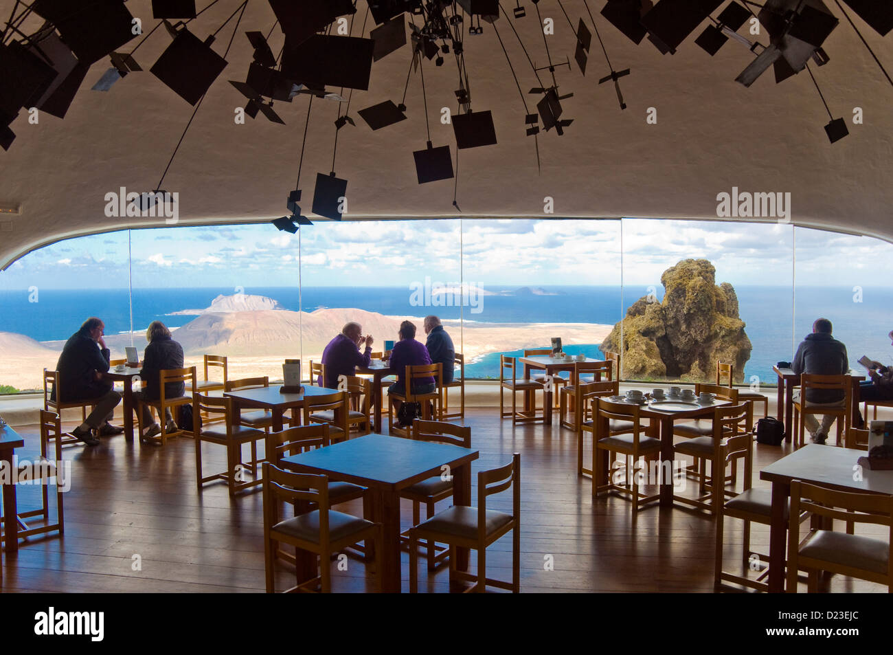 Vista di Isla La Graciosa dal Mirador del Rio, Lanzarote, Isole Canarie, Spagna Foto Stock