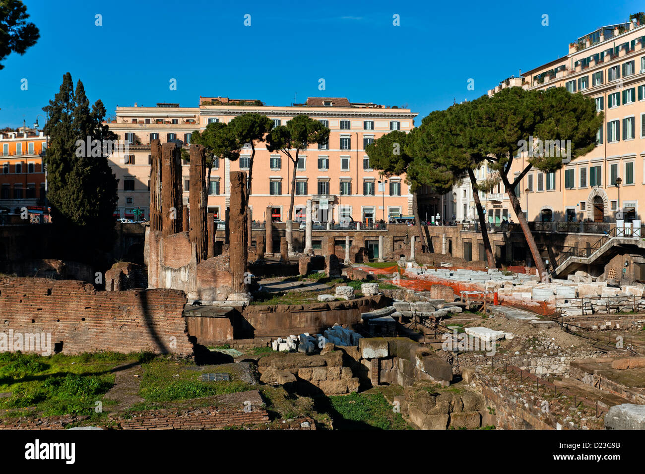 Antico tempio circolare, Area Sacra Argentina, Largo di Torre Argentina, Roma, Lazio, l'Italia, Europa Foto Stock