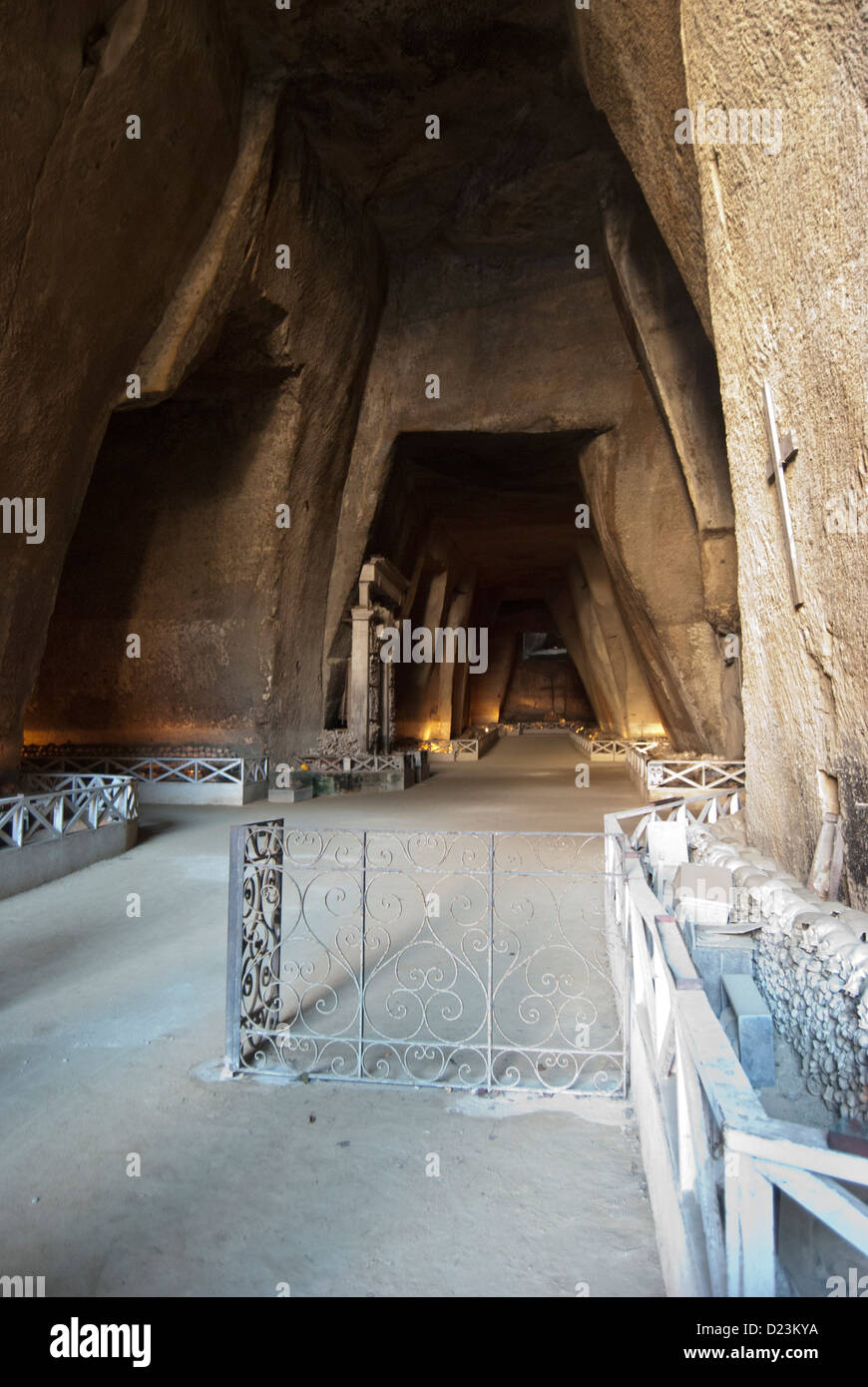Cimitero delle Fontanelle (Cimitero delle Fontanelle), Napoli, Italia Foto Stock