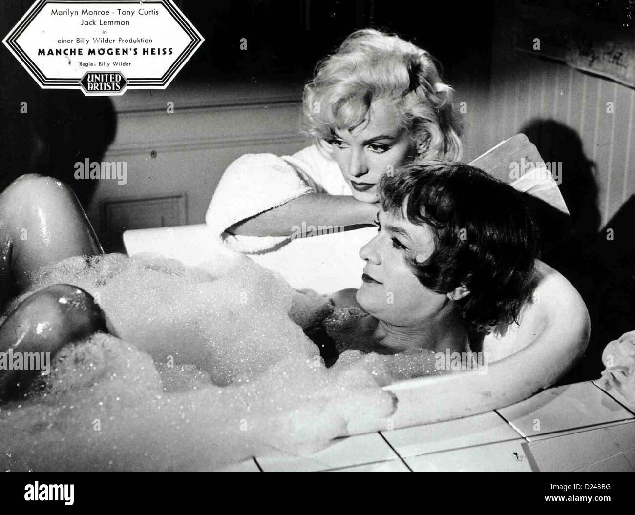 Manche Moegen's Heiss a qualcuno piace caldo Marilyn Monroe, Tony Curtis.Caption locale *** 1959 -- Foto Stock