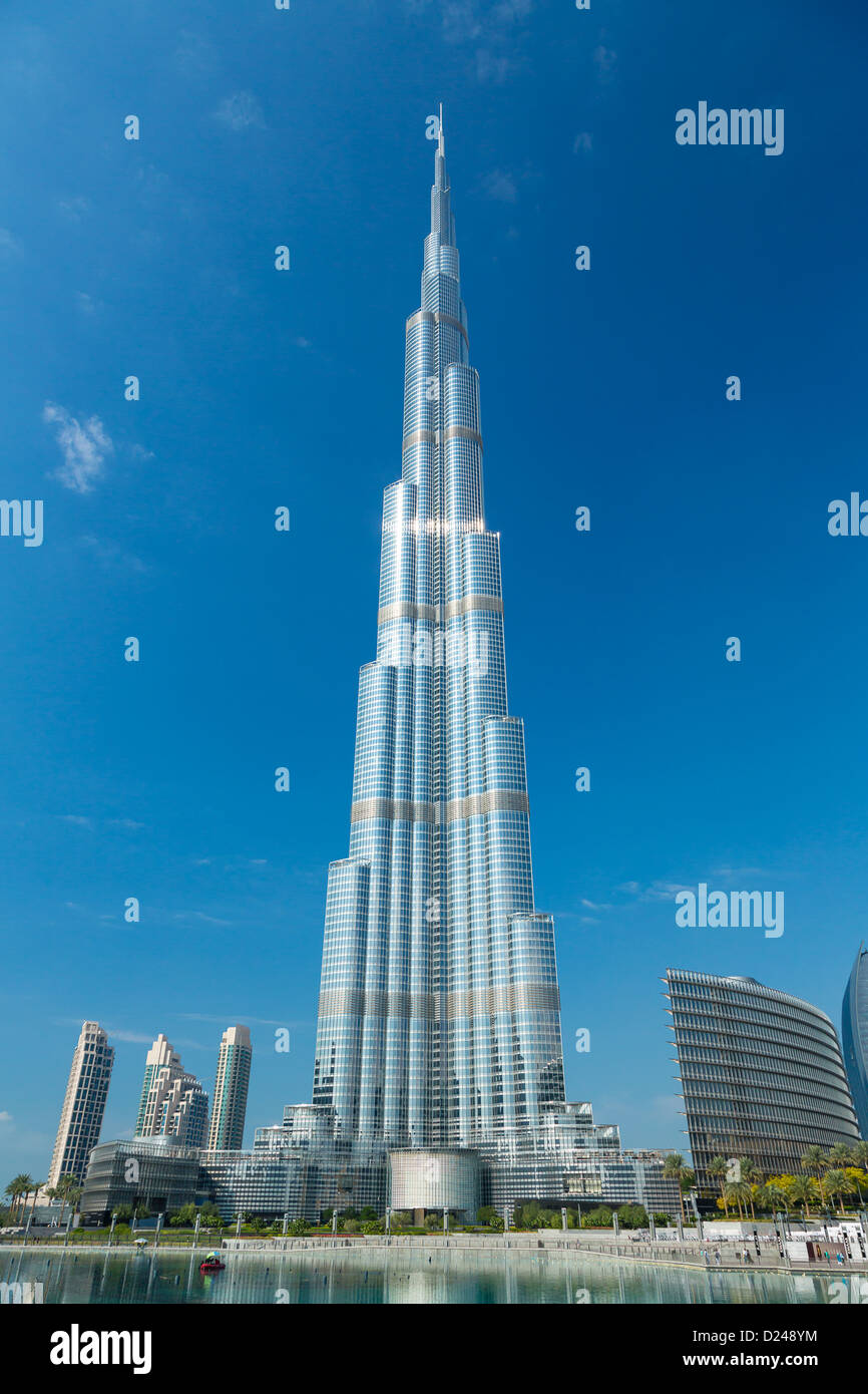 Il Burj Khalifa, edificio più alto del mondo - il Centro di Dubai nel Business Bay area di Dubai, Emirati arabi uniti Foto Stock