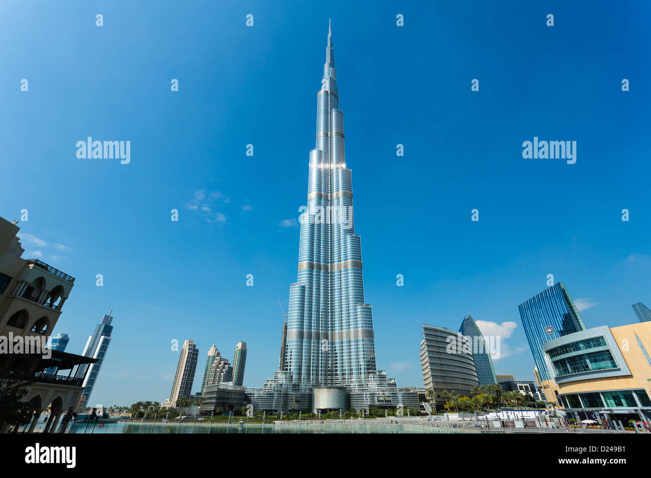 Il Burj Khalifa, edificio più alto del mondo - il Centro di Dubai nel Business Bay area di Dubai, Emirati arabi uniti Foto Stock