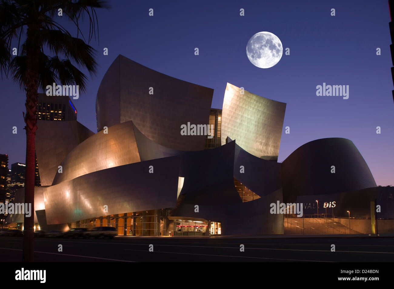 WALT DISNEY CONCERT HALL (©Frank Gehry 2003) il centro cittadino di Los Angeles California USA Foto Stock