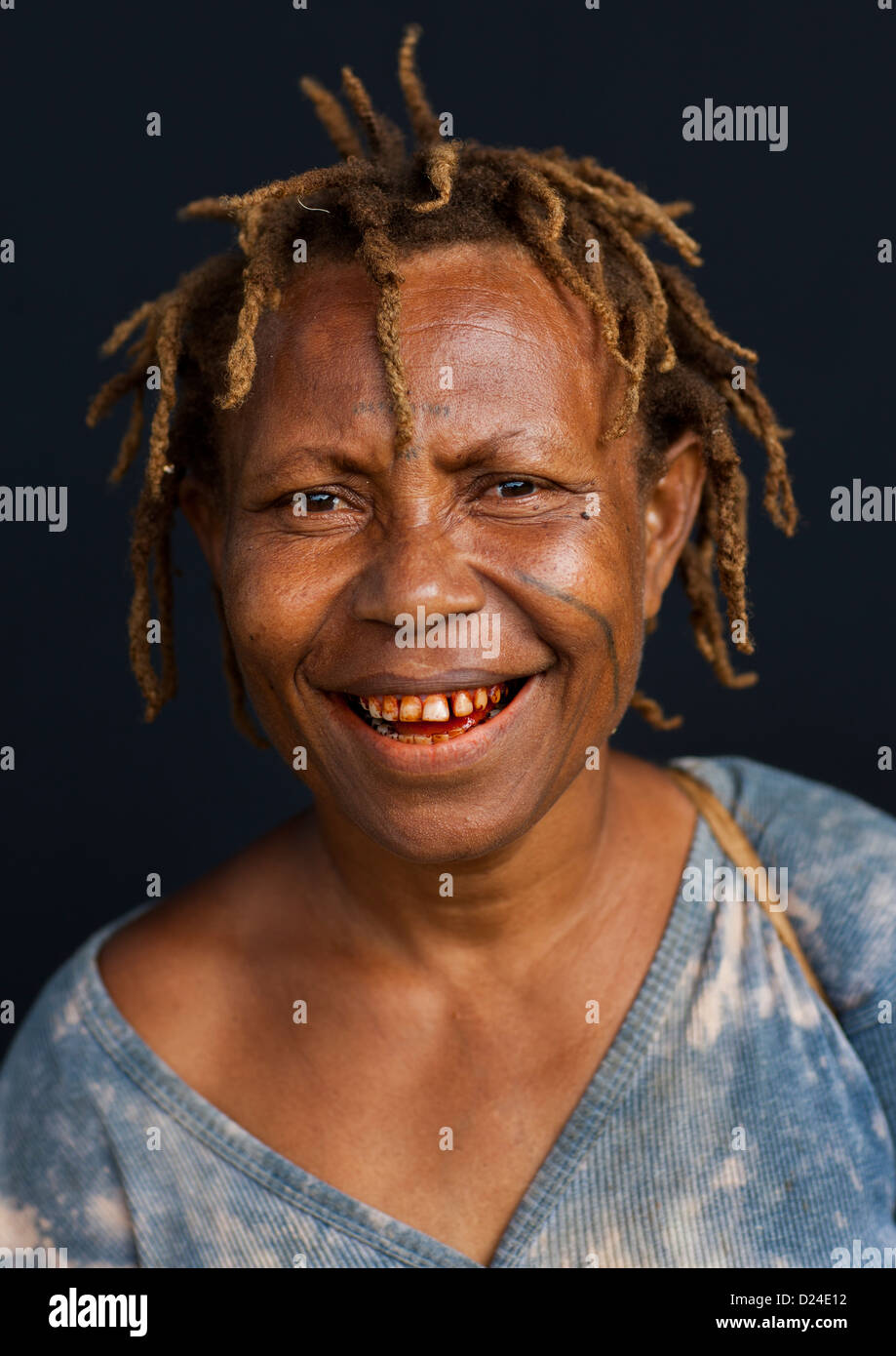 La donna da Langania Village, Nuova Irlanda Isola, Papua Nuova Guinea Foto Stock