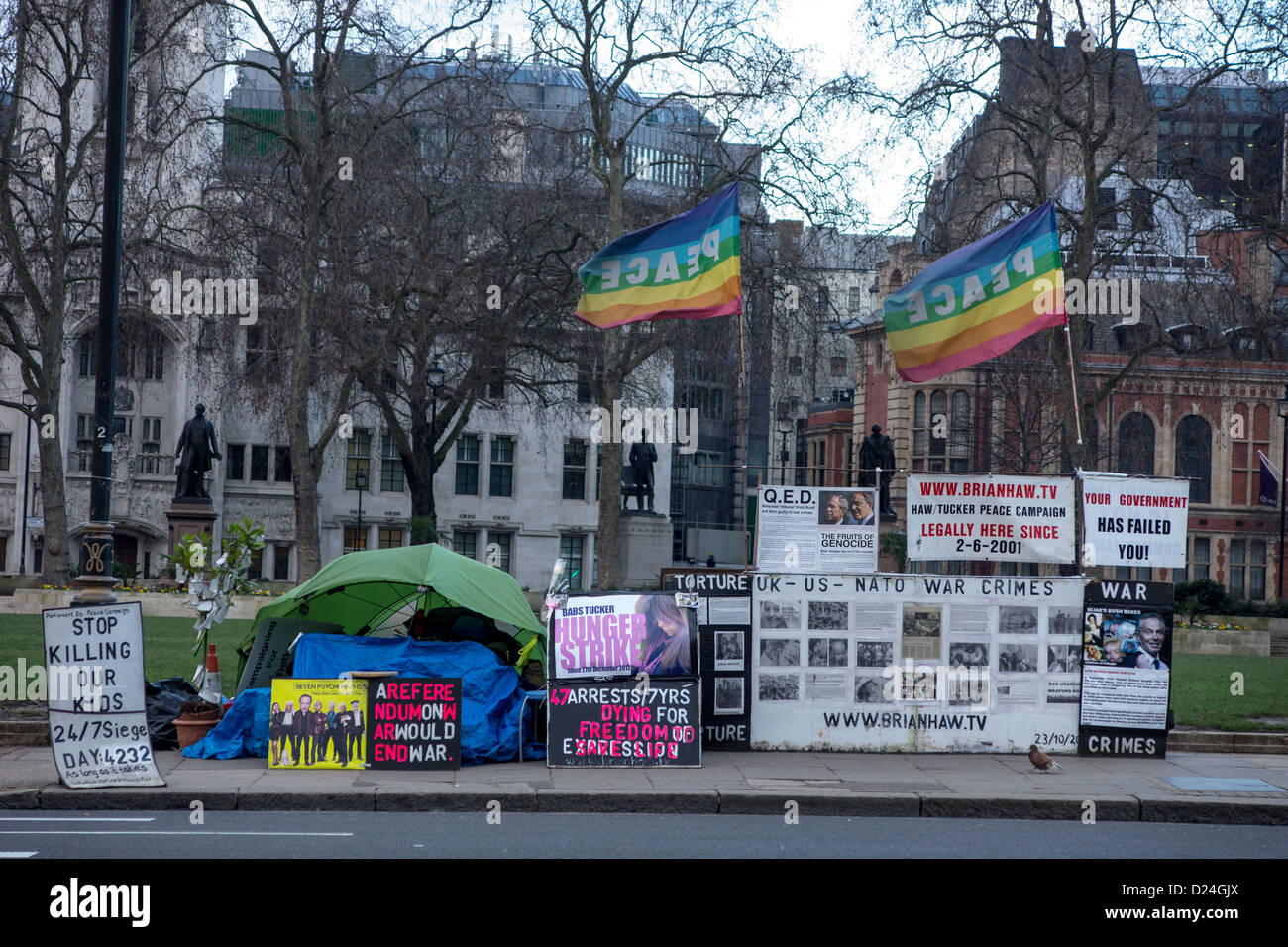 Accampamento della pace al di fuori del parlamento Foto Stock