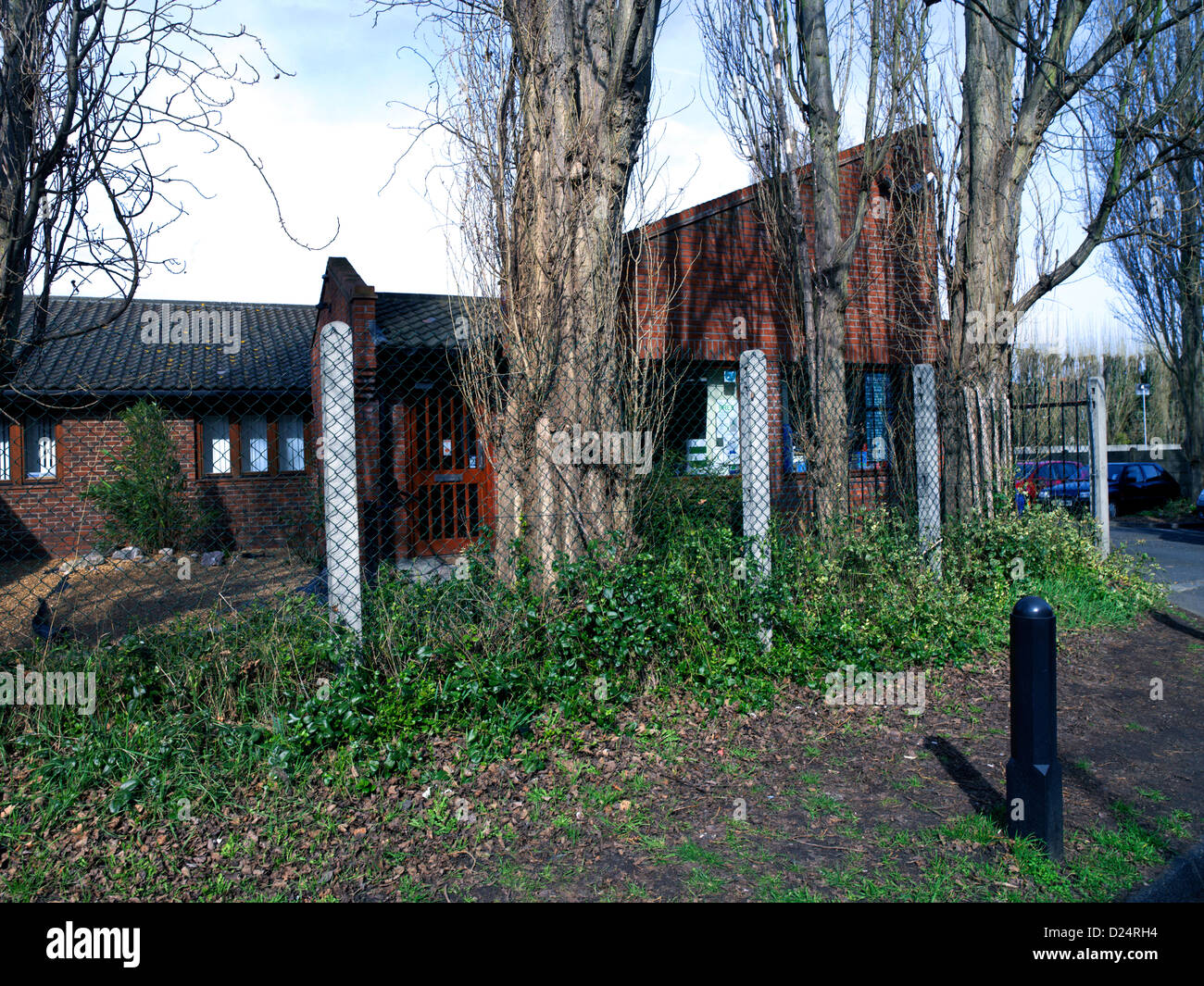 Priory Centro Salute e farmacia in North Cheam Surrey in Inghilterra Foto Stock