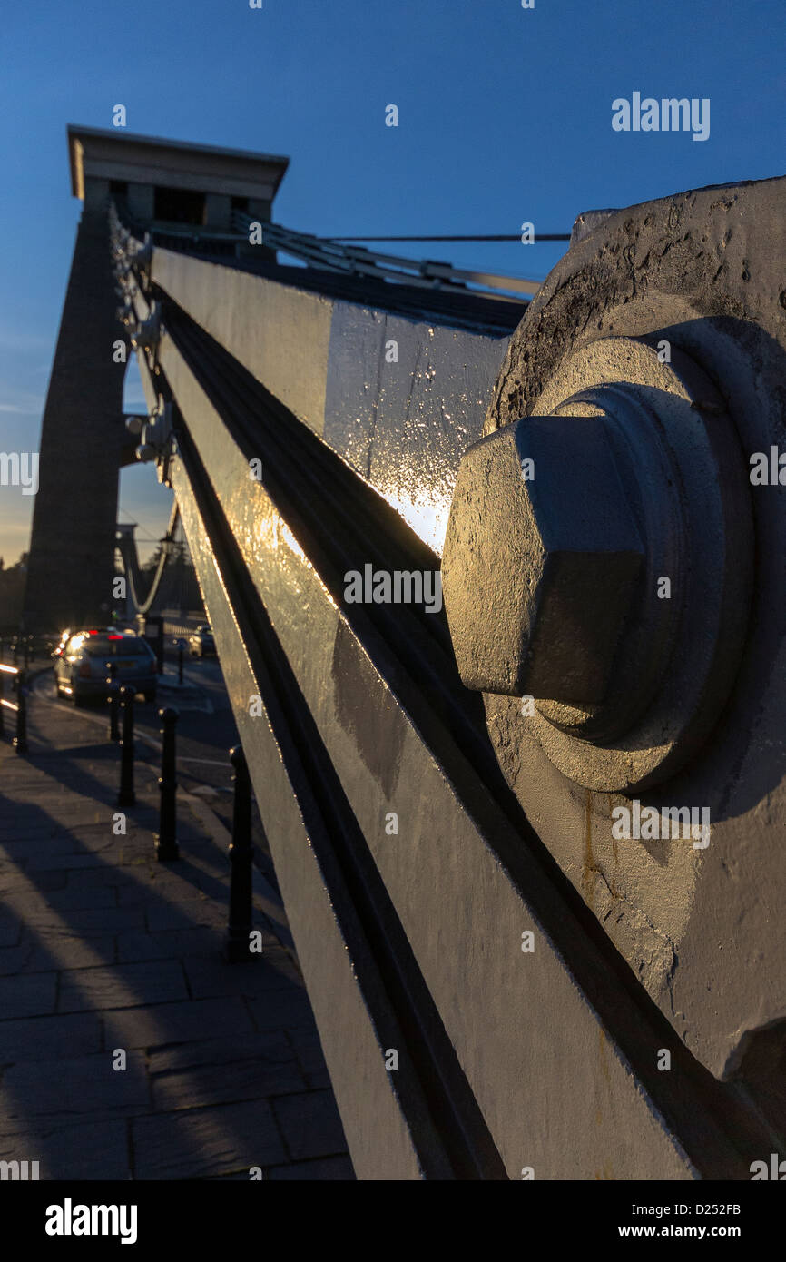 Clifton Suspension Bridge spanning the Avon Gorge a Bristol, Inghilterra, Regno Unito Foto Stock