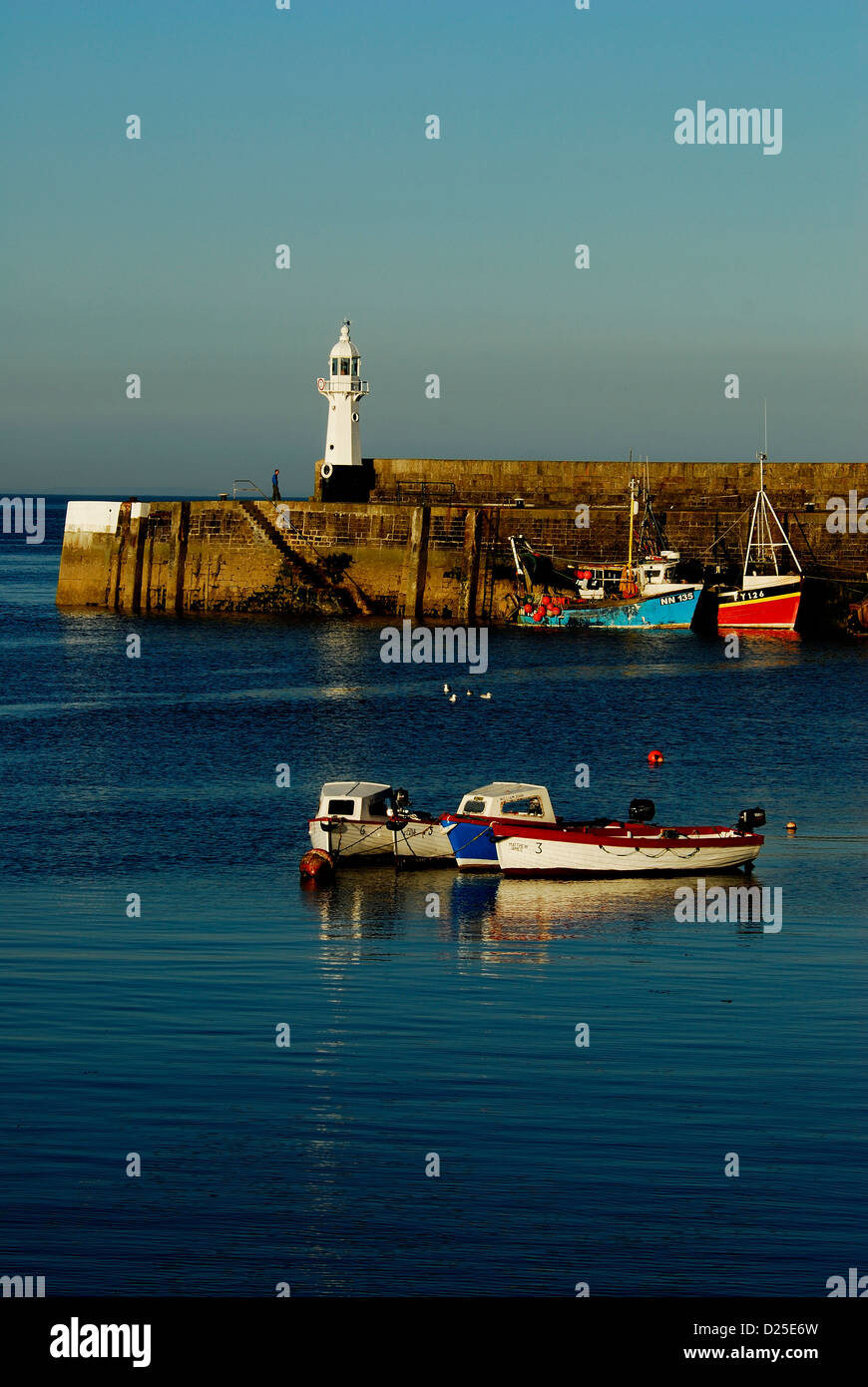 Una veduta del porto a Mevagissey, Cornwall, Regno Unito Maggio 2010 Foto Stock