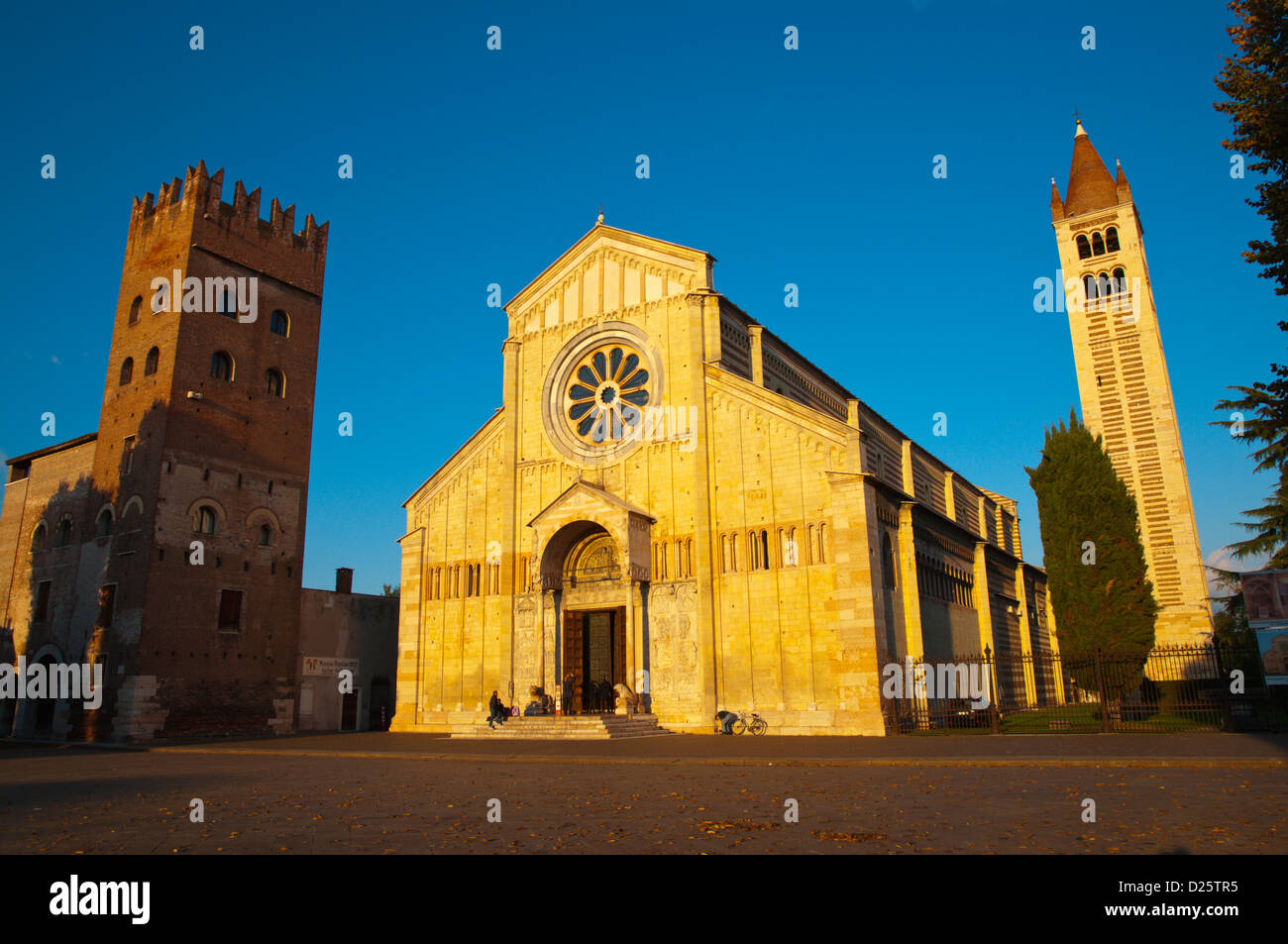 Basilica di San Zeno Maggiore chiesa della città di Verona Veneto Italia Europa Foto Stock