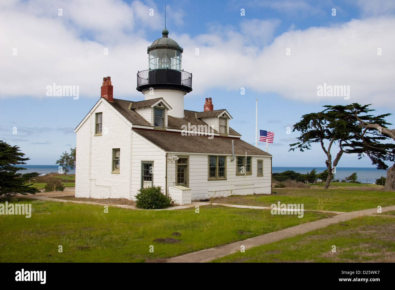 Faro sulla costa della California Foto Stock Faro sulla costa della California Foto Stock