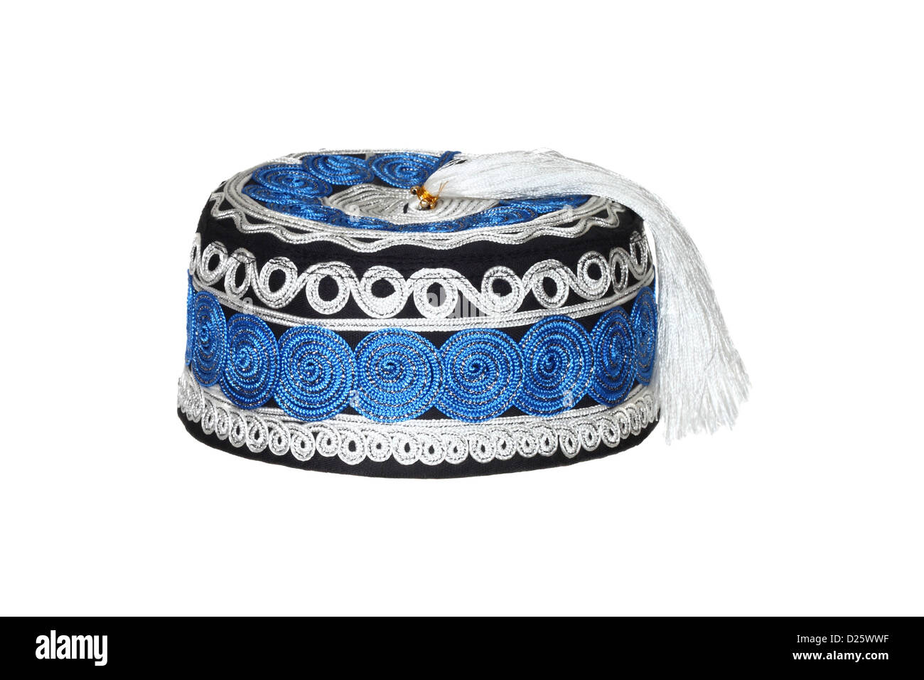 Tradizionale in Asia centrale e in Egitto le donne zucchetto ricamato con spazzola isolati su sfondo bianco Foto Stock