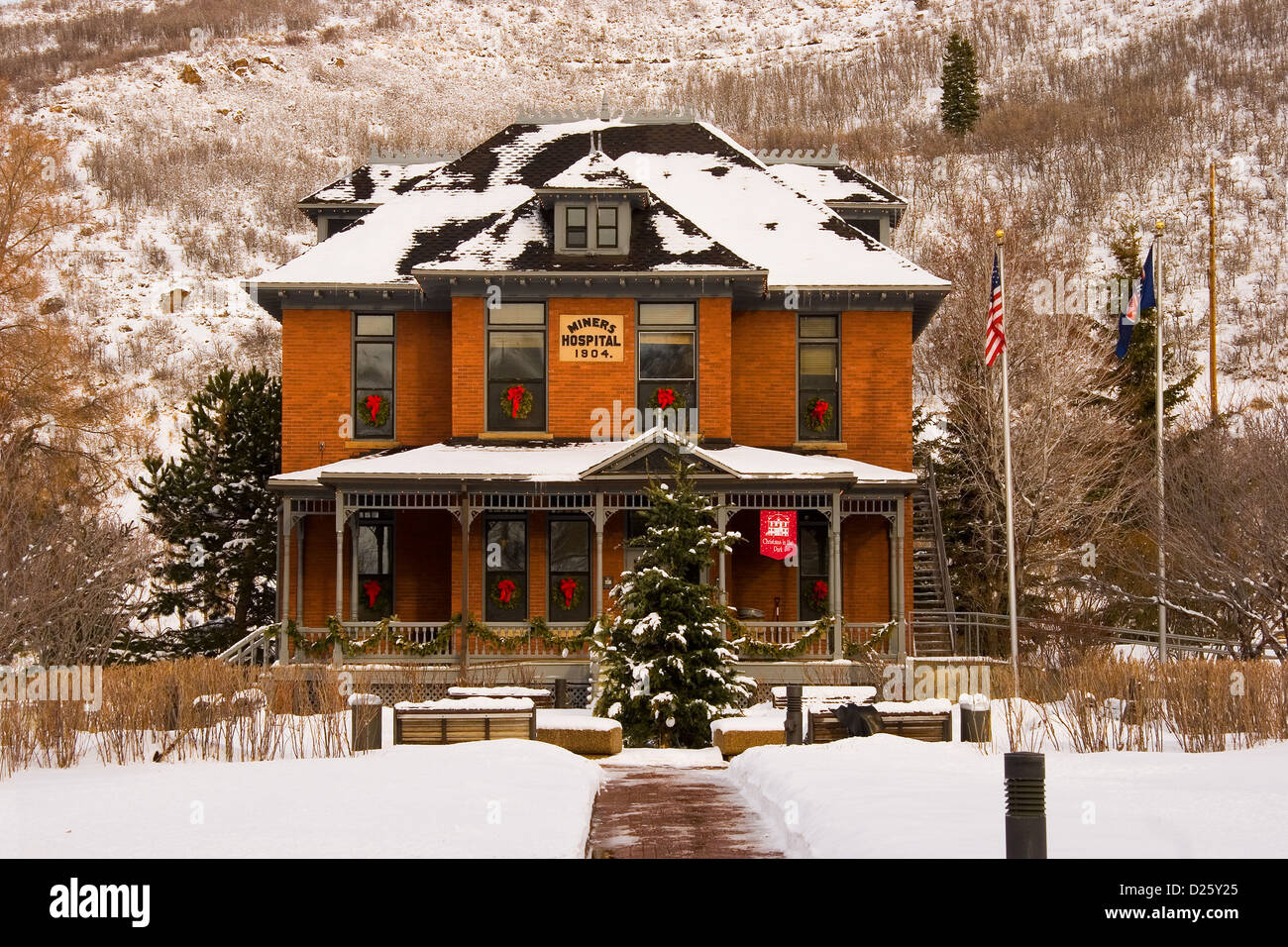 Casa vittoriana a Natale Foto Stock