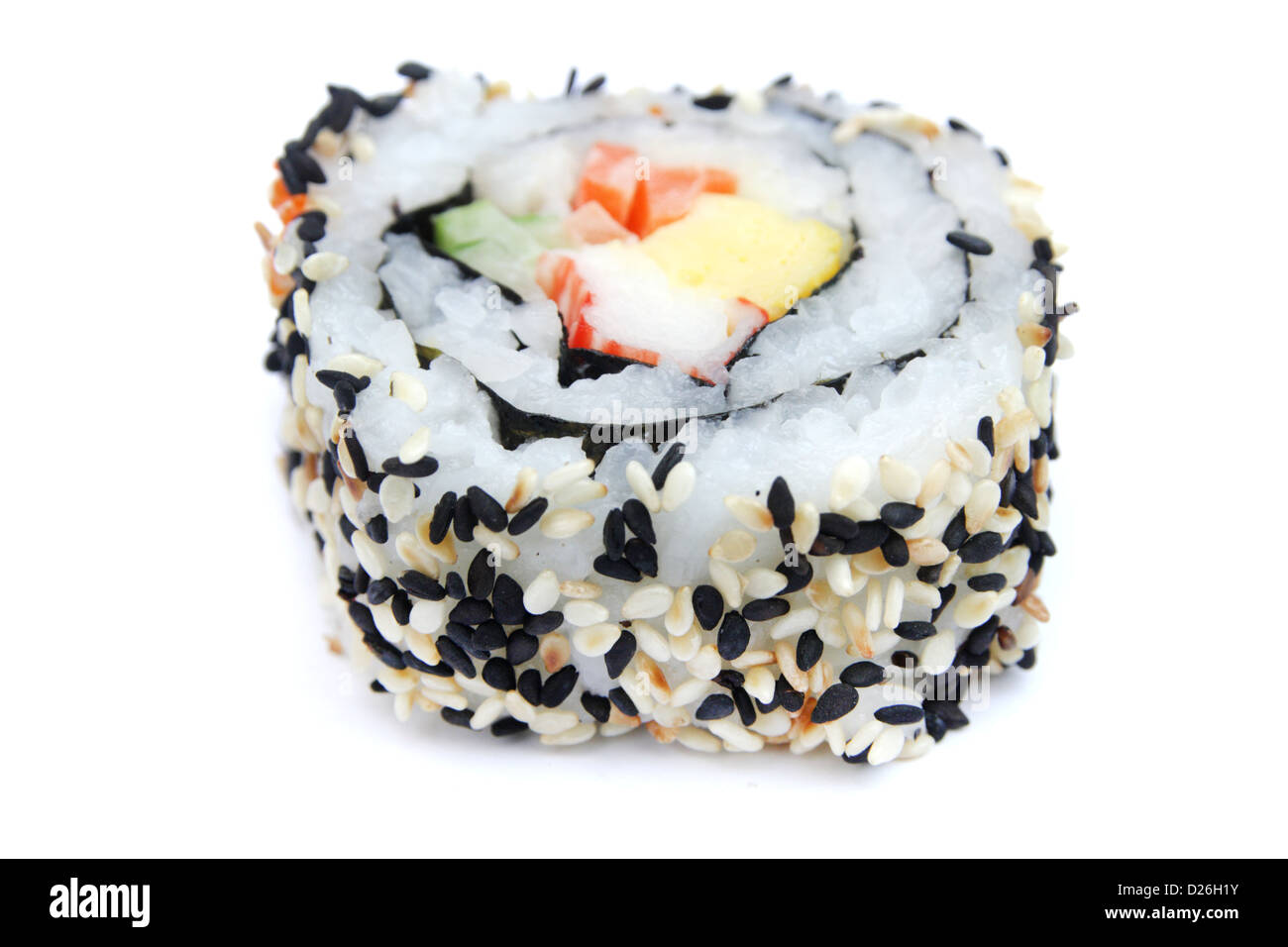 Maki sushi roll con bordo di sesamo Foto Stock