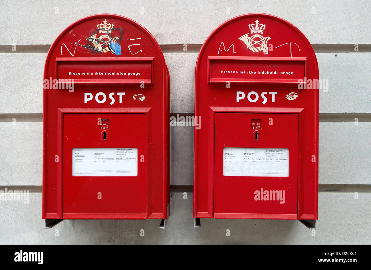 Copenhagen, Danimarca, due red letter box accanto a ciascun altro Foto Stock