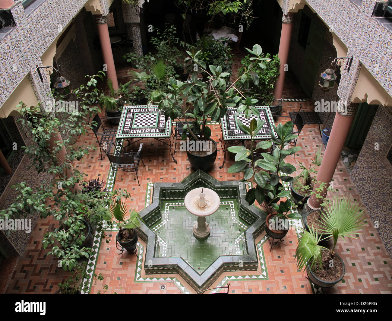 Il cortile a Marrakech Foto Stock