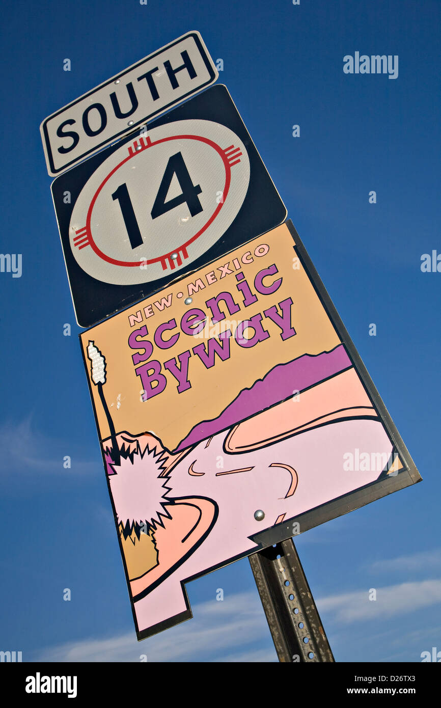 Sentiero turchese Scenic Byway, o Autostrada 14, segno nel Nuovo Messico Foto Stock