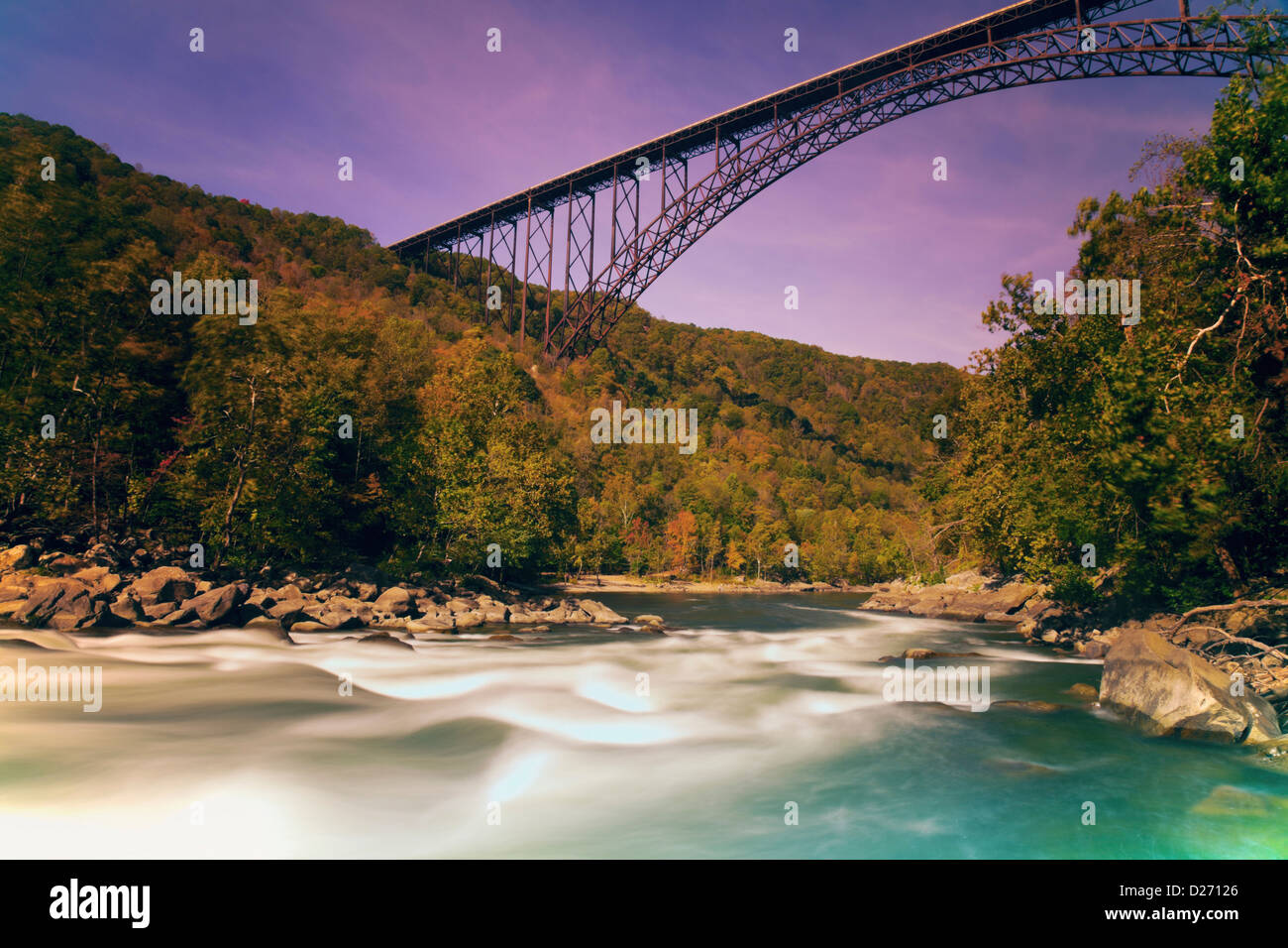 Stati Uniti d'America, West Virginia, Babcock State Park, il ponte sul fiume Foto Stock