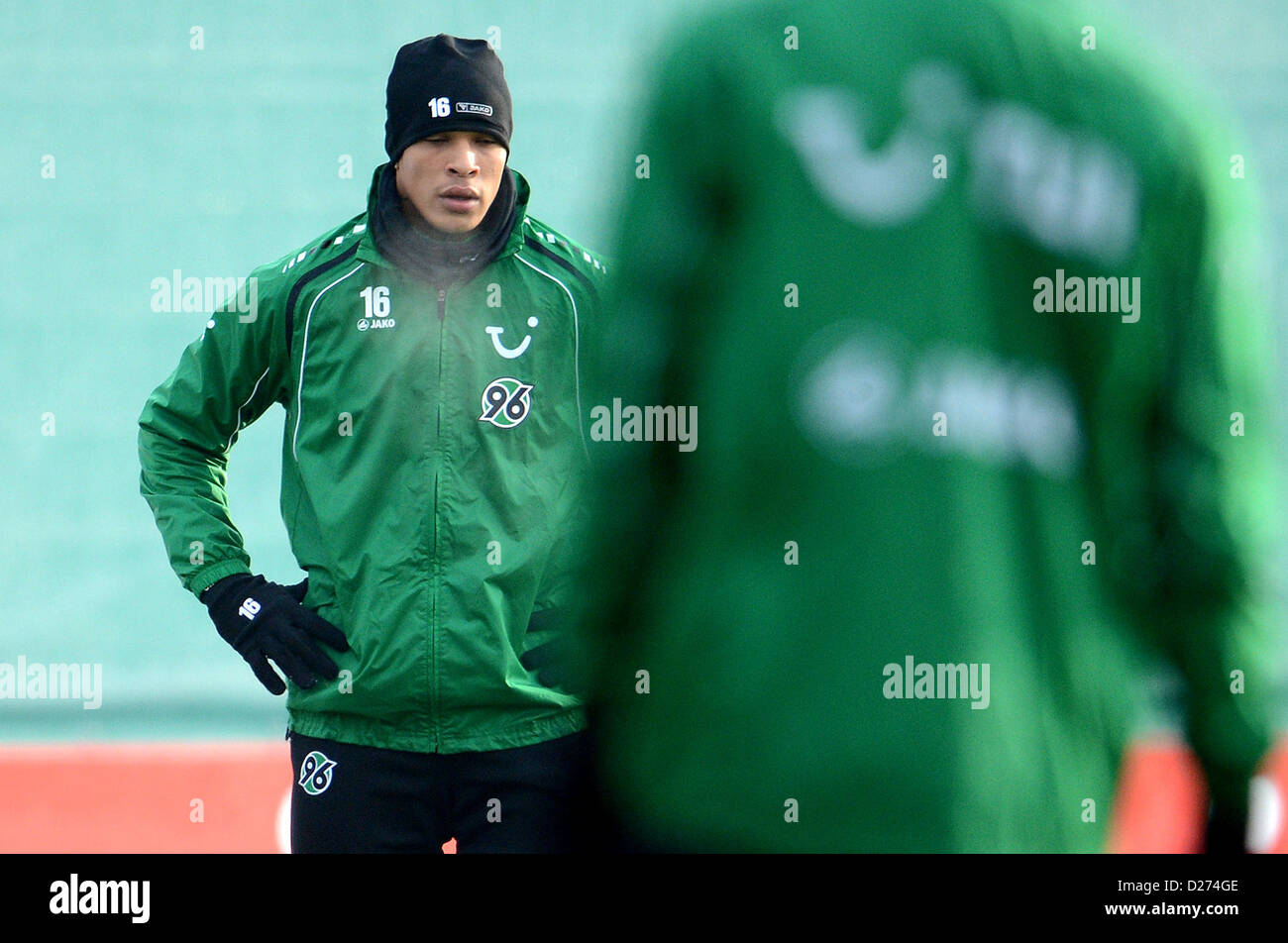 Hannover è di nuovo arrivo Wellington Wildhy Muniz dos Santos, aka Franca, prende parte a una sessione di formazione alla Bundesliga tedesca Hannover club 96 di Hannover, Germania, 15 gennaio 2013. Foto: JULIAN STRATENSSCHULTE Foto Stock