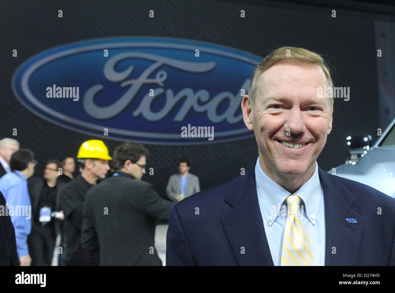 CEO di Ford Motor Company svela la Ford ATLAS Concept sulla seconda giornata della stampa al North American International Auto Show (NAIAS) a Detroit, STATI UNITI D'AMERICA, 15 gennaio 2013. NAIAS aperto ufficialmente il 14 gennaio 2013 per la stampa e i concessionari ed è aperto per il pubblico in generale dal 19 gennaio al 27 gennaio 2013. Foto: ULI DECK Foto Stock