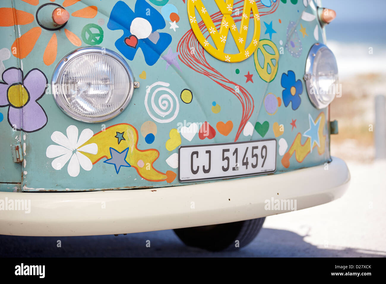 Flower Power personalizzati di VW camper van Foto Stock