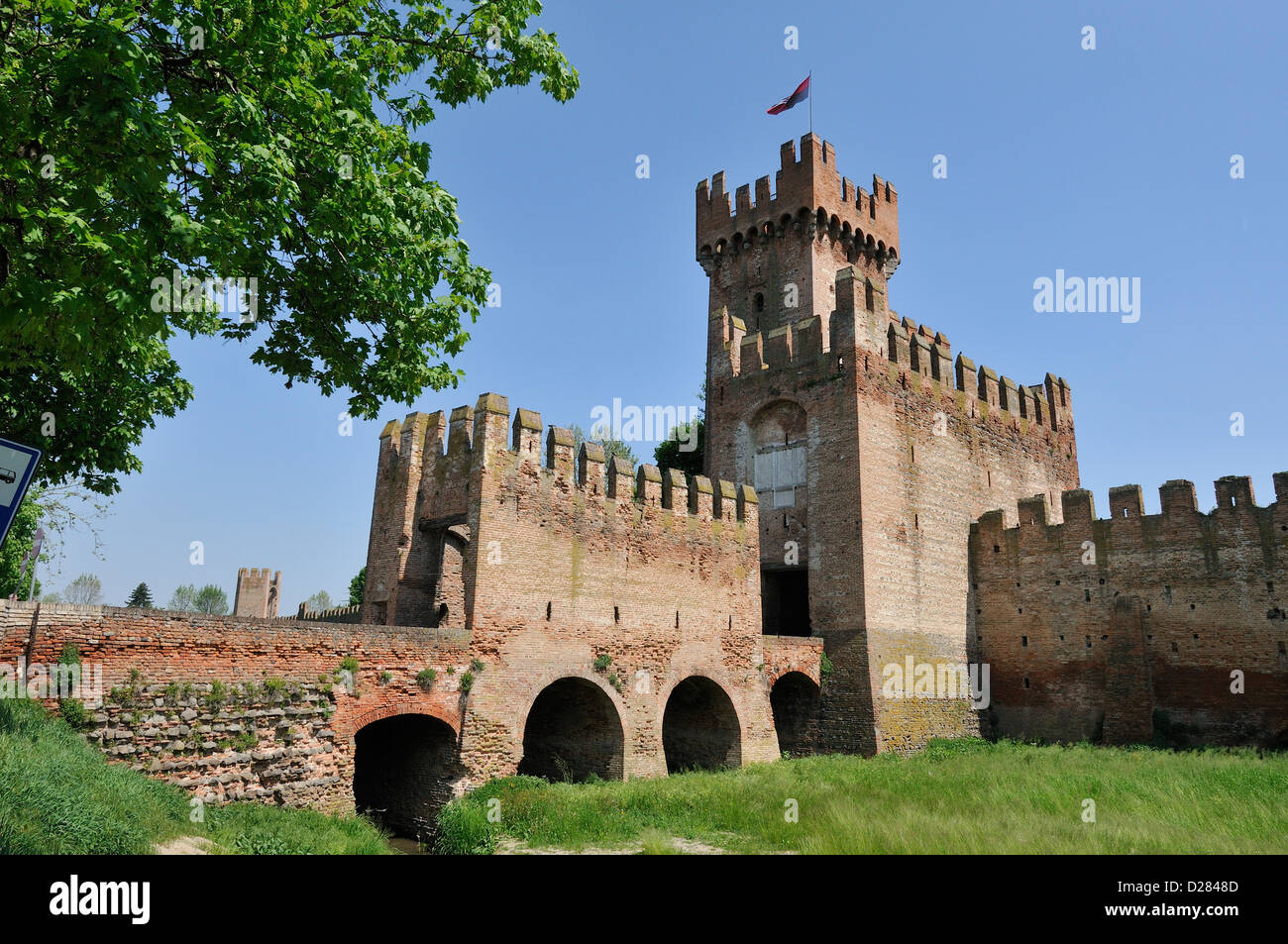 Montagnana. L'Italia. Xiv C bastioni che circondano la città. Foto Stock