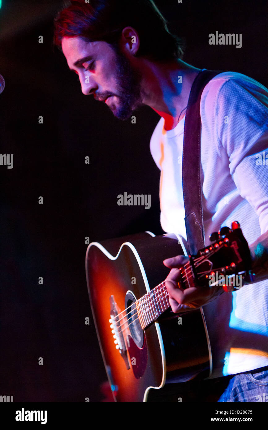 Novembre 27, 2012 - Salumeria della Musica di Milano, Italia - il cantante-cantautore Ryan Bingham live a Milano Foto Stock