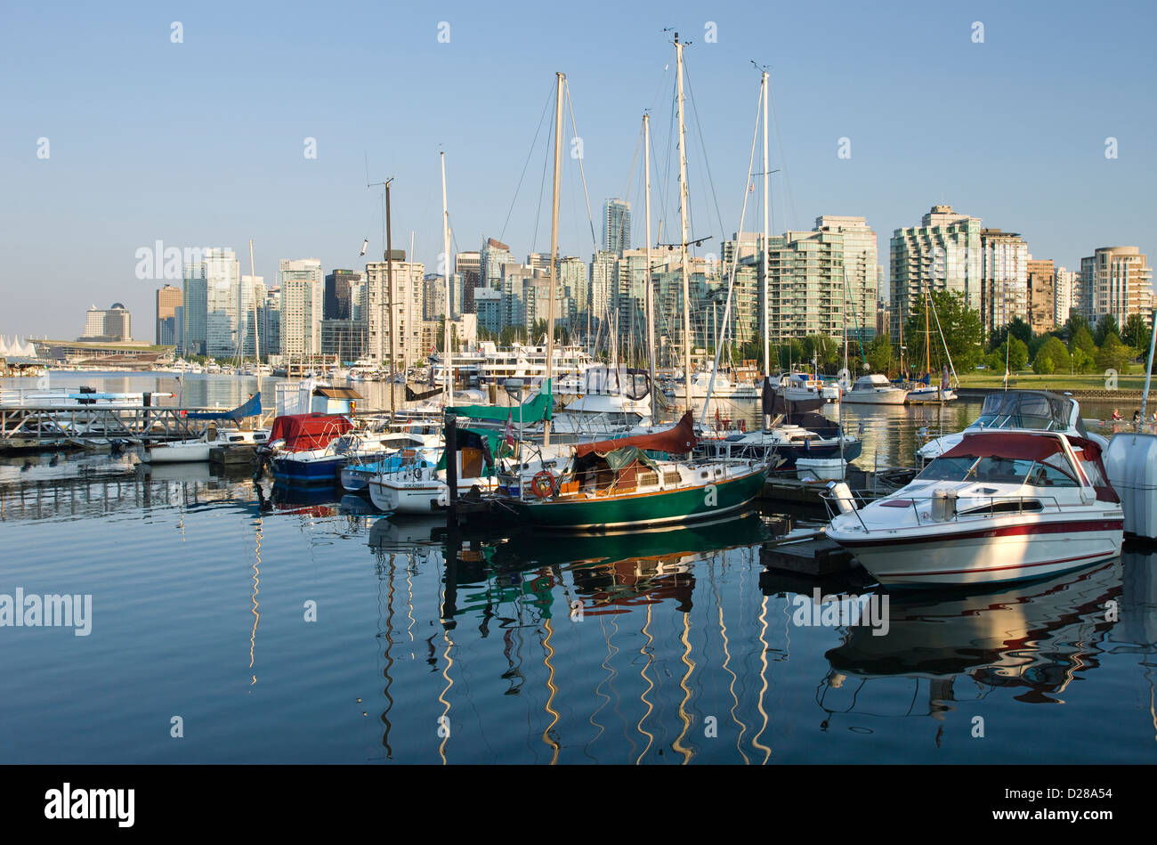 COAL HARBOUR DAL ROYAL VANCOUVER YACHT CLUB PARCO STANLEY skyline di downtown Vancouver British Columbia CANADA Foto Stock