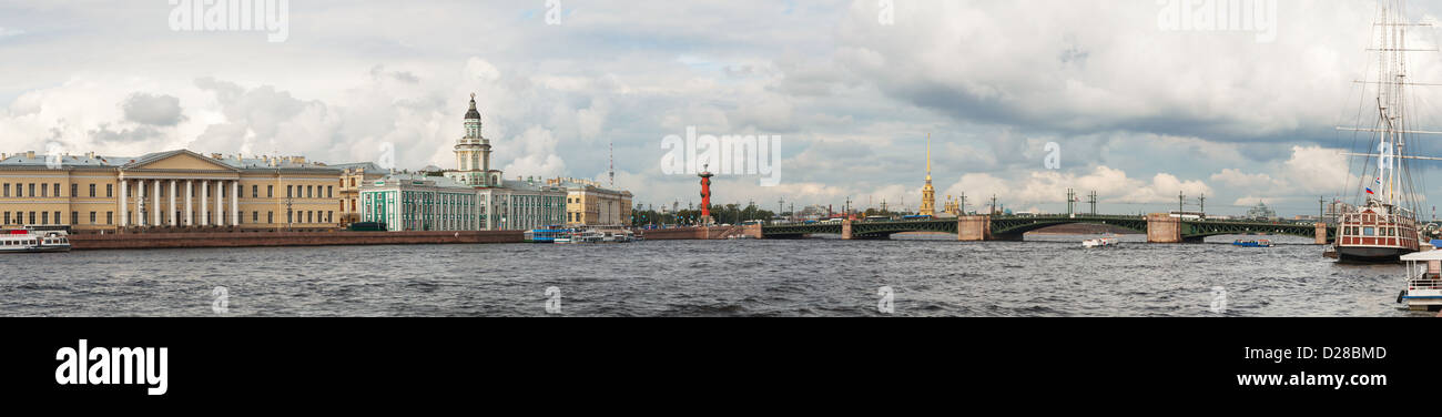 Vista panoramica di San Pietroburgo, Russia con il fiume Neva Foto Stock