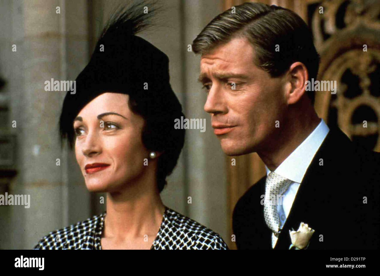 König Ihres Herzens donna che amava, Jane Seymor, Anthony Andrews Die Amerikanerin Wallis Simpson (Jane Seymor) lernt durch Foto Stock
