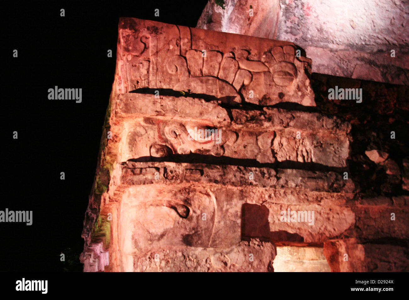 Le rovine maya di Tulum a notte. Messico Foto Stock