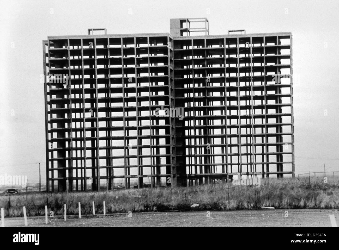 New York, Breezy Point. Edificio in procinto di essere demolito. (#1 in serie). Foto Stock