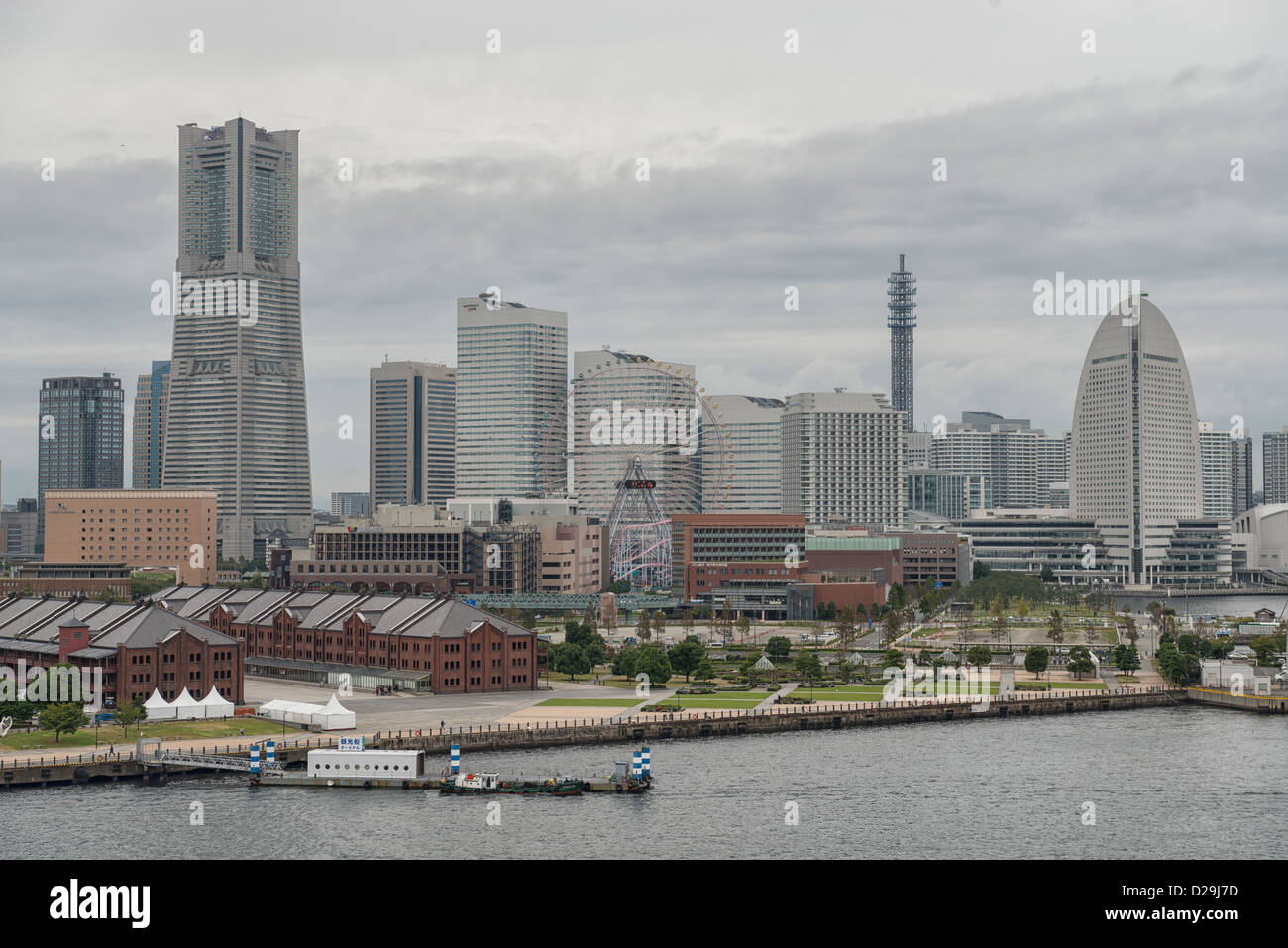 Minato Mirai 21 Skyline di Yokohama, Giappone Foto Stock