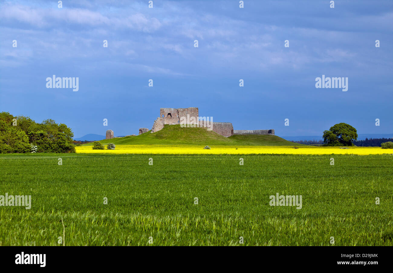 Le rovine del castello di DUFFUS MORAY Scozia Scotland Foto Stock
