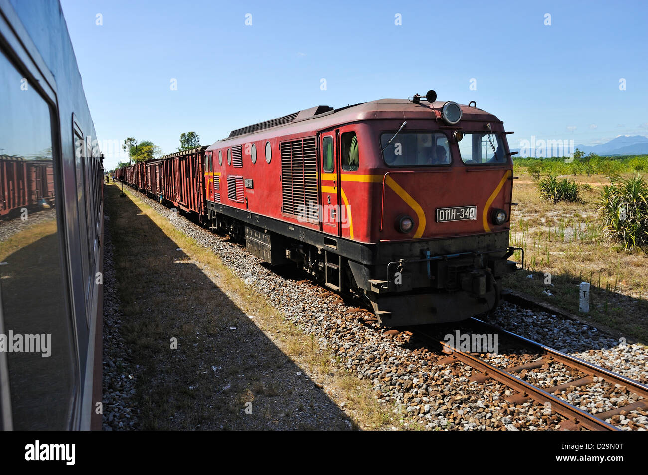 Viaggio in treno tra Hanoi e tonalità, Vietnam Foto Stock