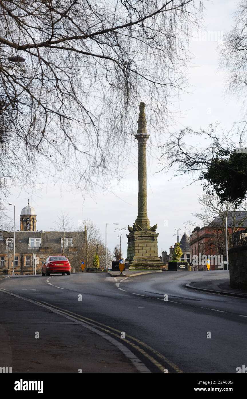 Un monumento sul luogo di battaglia, eretto in ricordo della battaglia di Langside Foto Stock