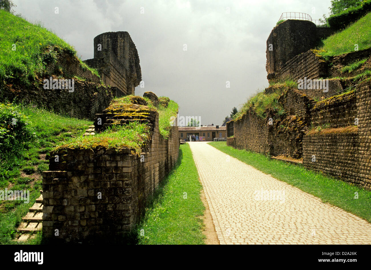 Germania. Trier. Percorso. Vista dall'anfiteatro verso l'entrata. Roman. 100 DC. Foto Stock