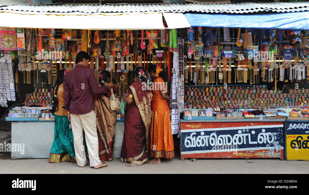 La tradizione indiana Street Shop Foto Stock