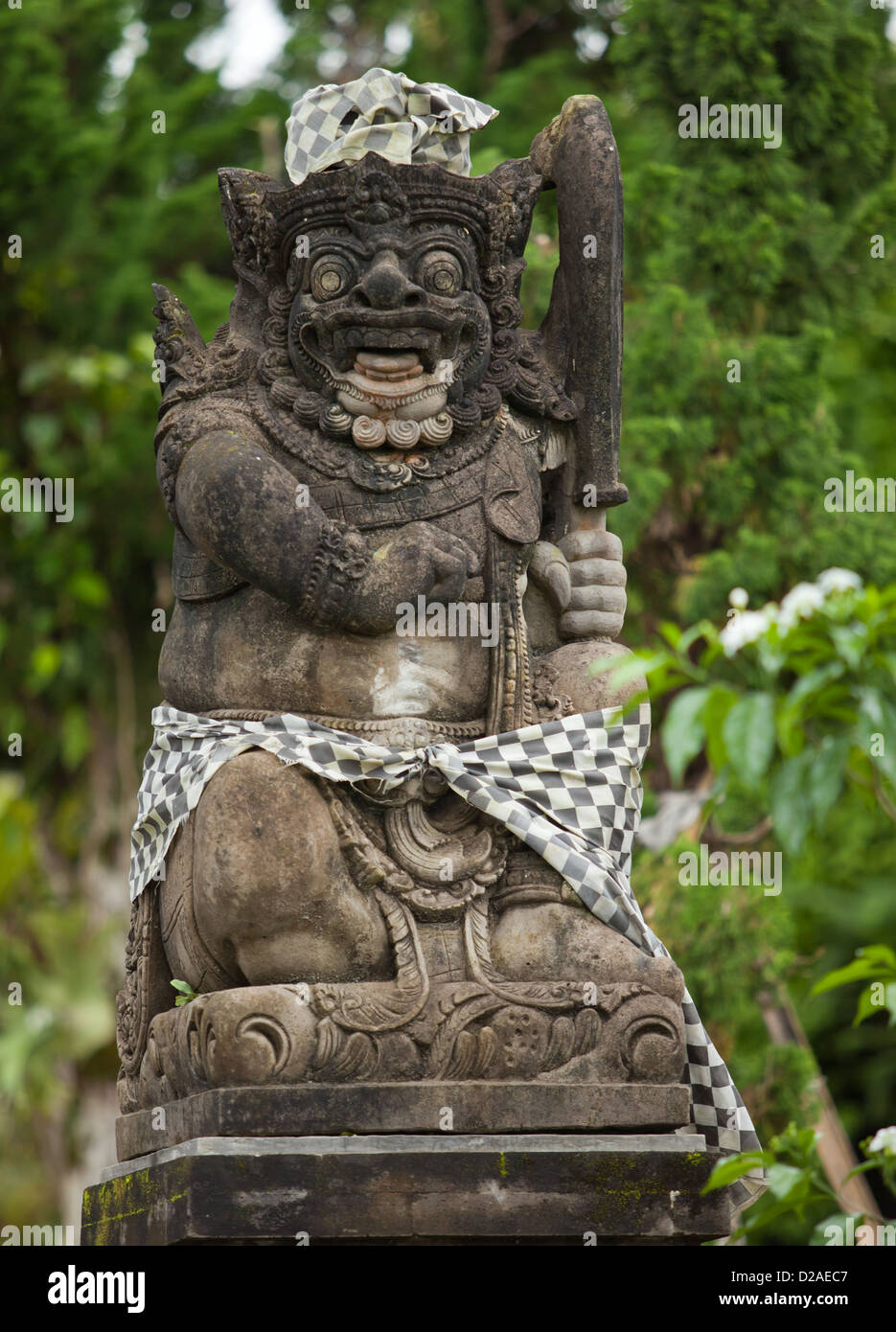 Indù Balinese statua di pietra nel tempio madre di Besakih. Foto Stock