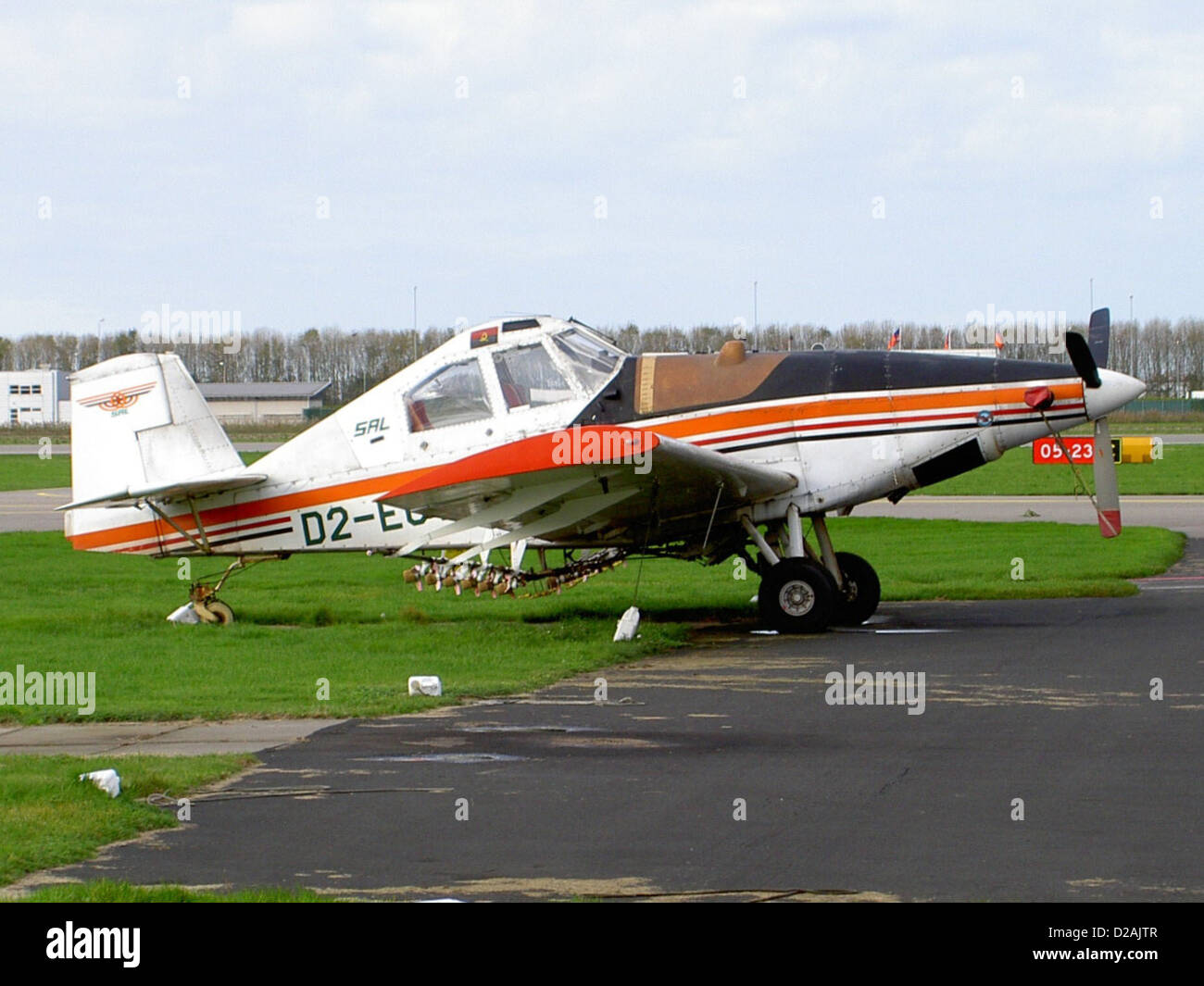 D2-ECV, Ayres - S2R-T34 Turbo Tordo Lelystad (Ley - EHLE). Foto Stock