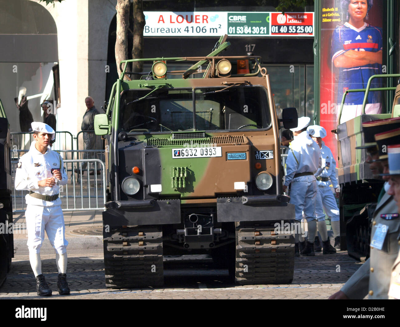 VHM-1 Francese parata militare Champs Elysees Foto Stock