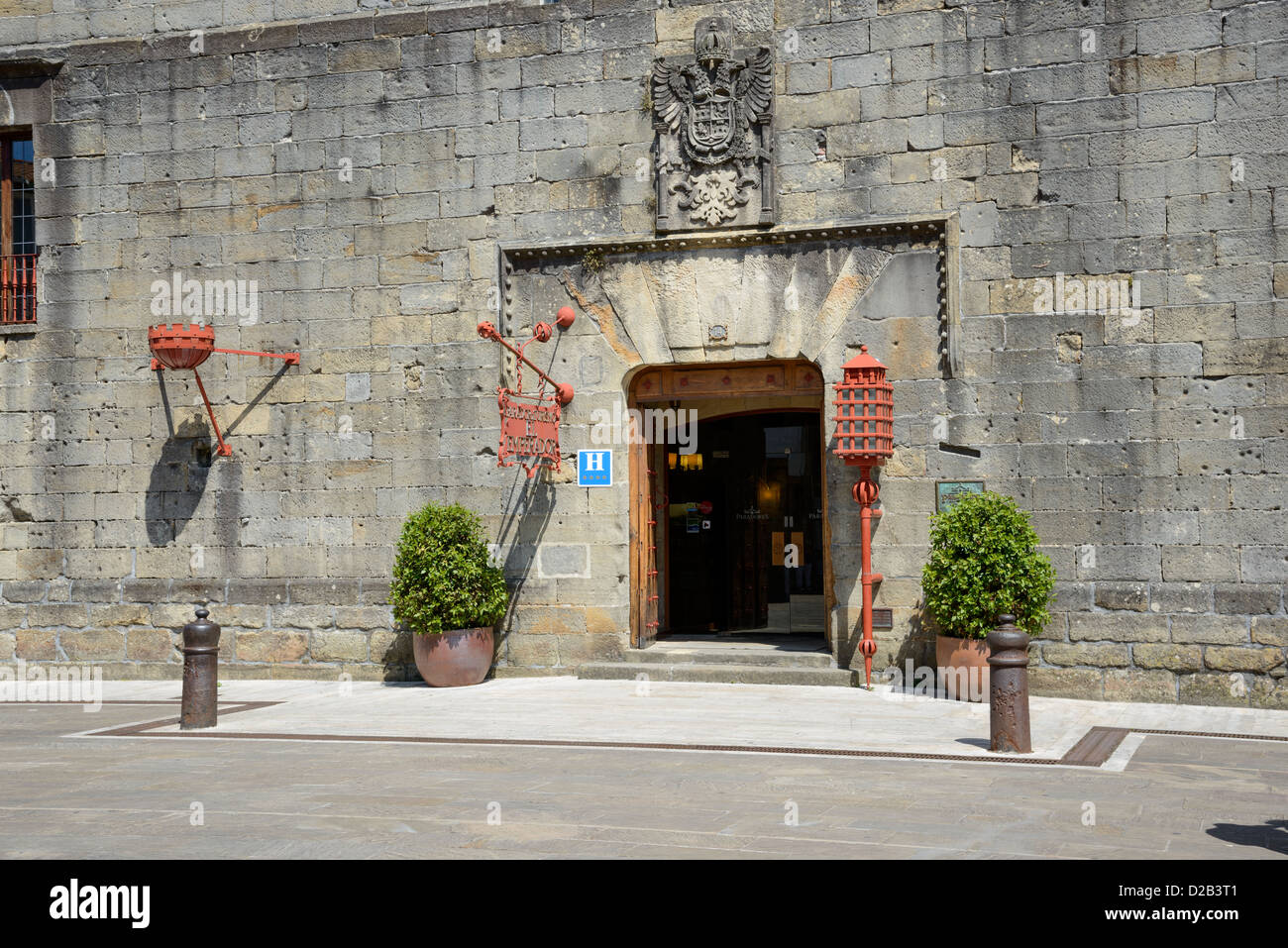 Parador di Hondarribia 'El Emperador". Hotel di lusso in un antico castello edificio di stile. Foto Stock